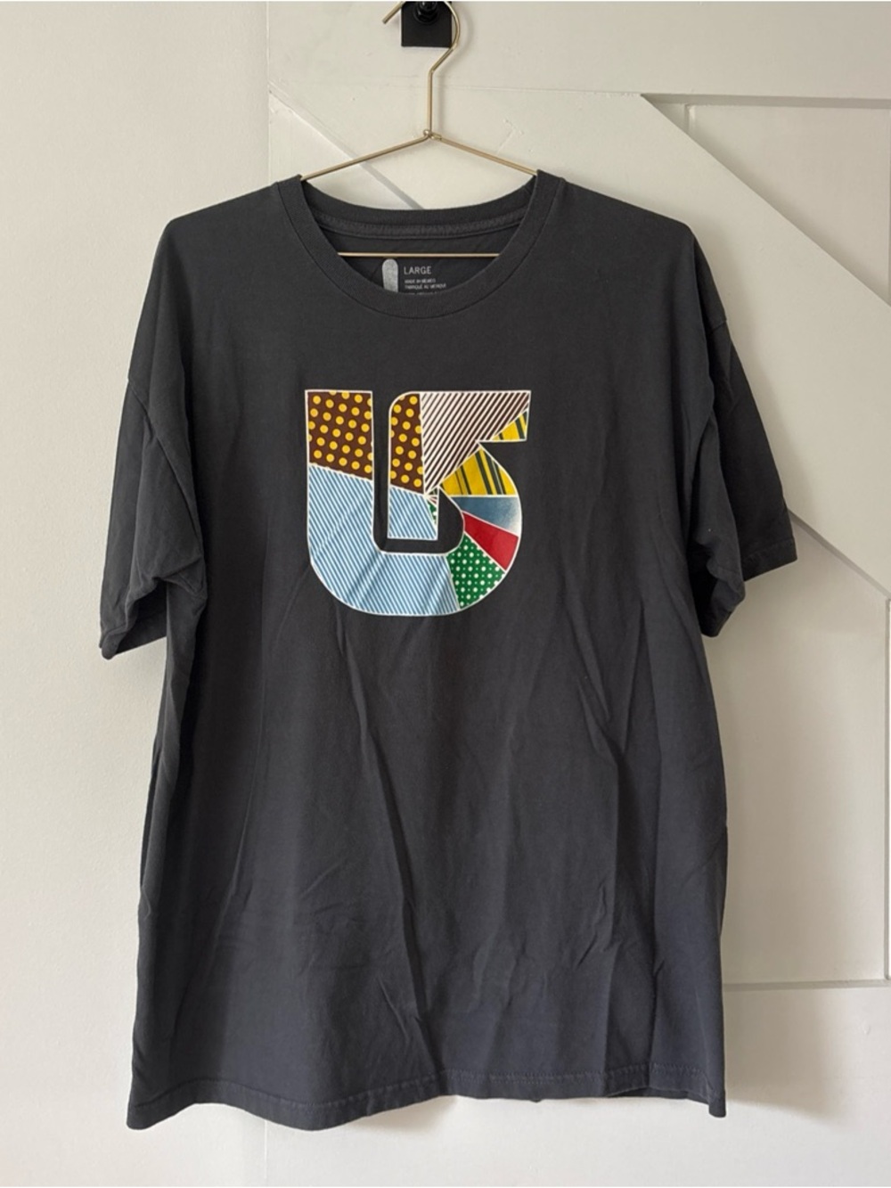 Burton Snowboarding Graphic T Shirt Adult Size Large Gray 100% Organic Cotton